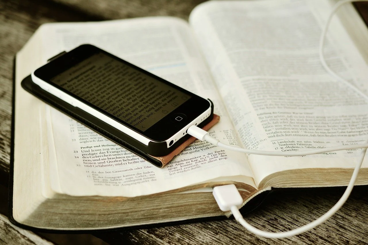 Bible Study Apps Versus Devotional Apps